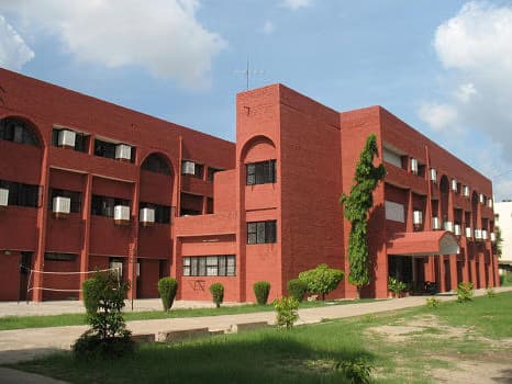 Apeejay Institute of Technology School of Computer Science, Gautam Buddha Nagar