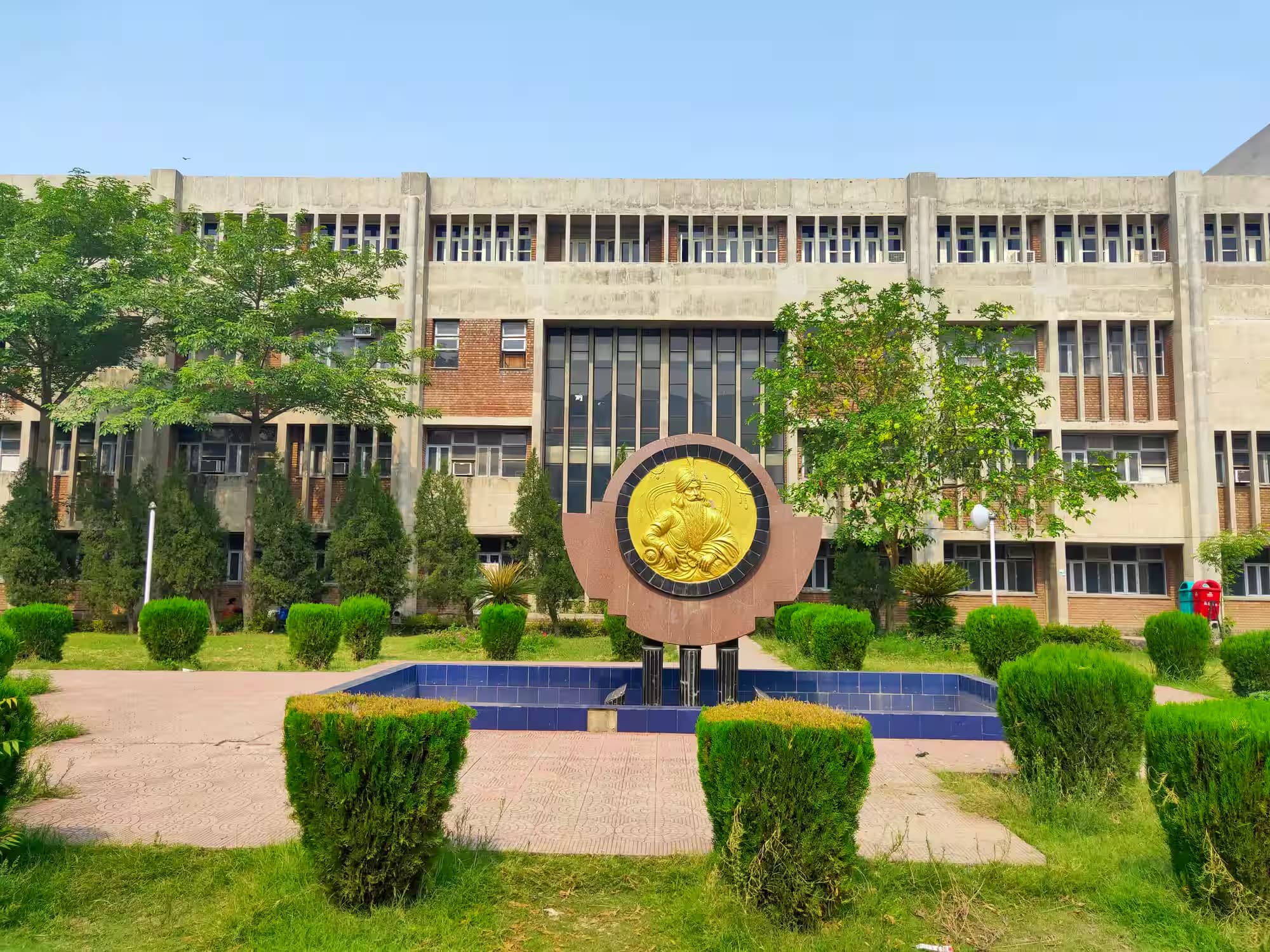 Guru Nanak Dev University College, (GNDUC) Jalandhar